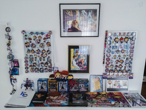 hiramiyugioh - Done with rearranging all the keychains and badges...