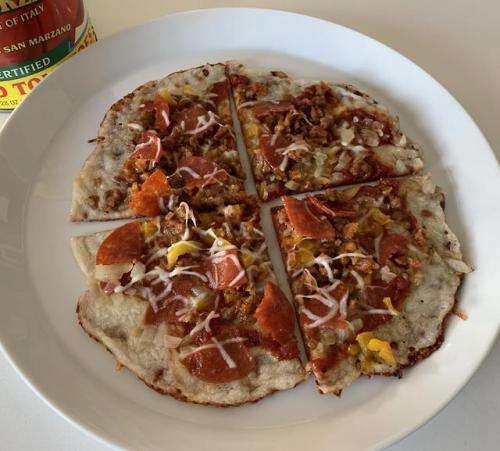 keto:Cheese Crust Pizza! http://bit.ly/2IqXkrv