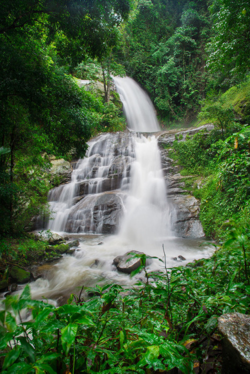satakentia - Waterfall in the forest, Thailand (by Woratep...