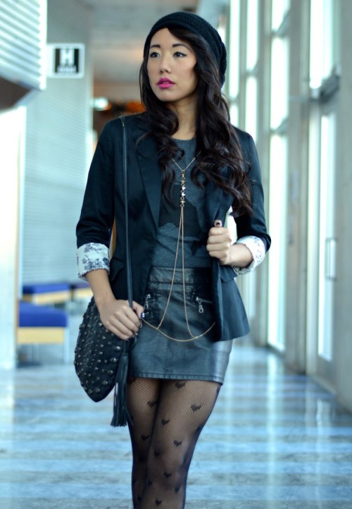 Black heart print pantyhose with leather skirt and tight jacket