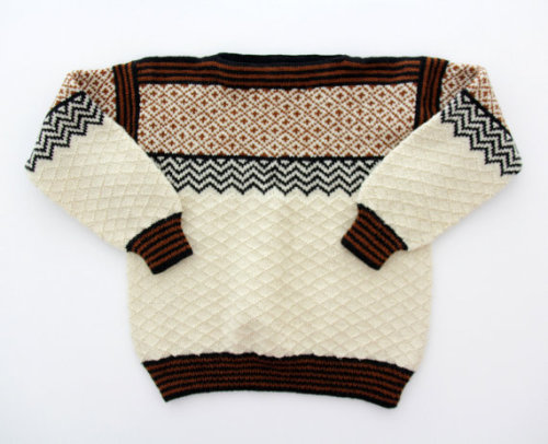 littlealienproducts - Vintage Knitted Sweater fromYugovicheva