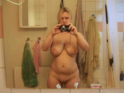 horny-cougar-nude:Name: ChristinaPictures: 26Single: ...