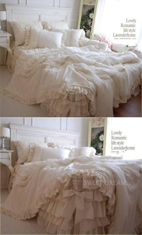 lolita-wardrobe - Lolita Girls’ Bedrooms Inspirations, Which One...