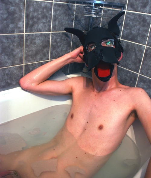 mastera6 - pupwiwion - I gave my chastity calendar a new paint and...