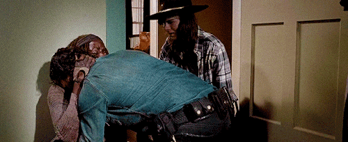 michonnegrimes - Michonne + the crook of Rick’s neck (++ some...