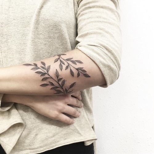 liewhite:Tattoos | Fashion | ©