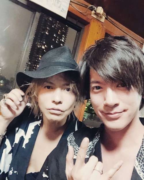 lunahydeist:HYDE x DAIGO “The other day a houseboat with HYDE!...