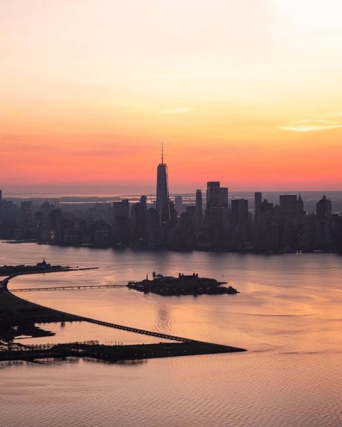 newyorkcityfeelings - New York City at sunset by Cheryl Hills
