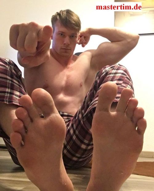 feetpromoter - The Top #footkingthe #germanmaster and...