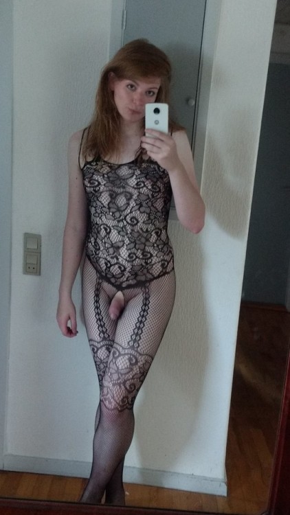 swordmaiden - Was trying out this new body suit I got as a gift,...