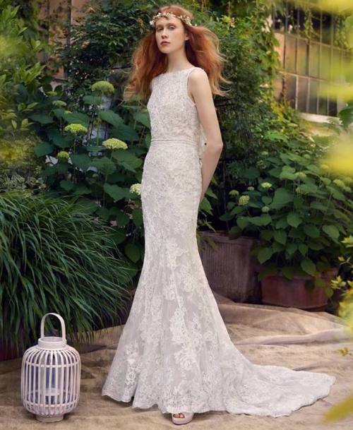 Annasul Y | This elegant mermaid wedding dress features lace...