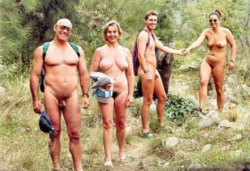 happynakedchristian - Family vacation with their son and...