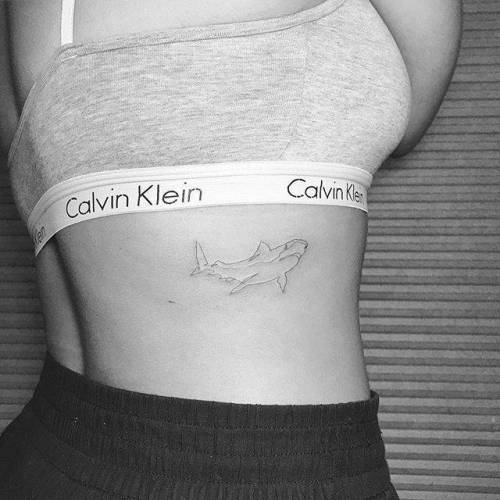 By Christopher Vasquez, done at West 4 Tattoo, Manhattan.... vasquez;small;shark;line art;animal;rib;tiny;fish;ifttt;little;nature;ocean;fine line;continuous line