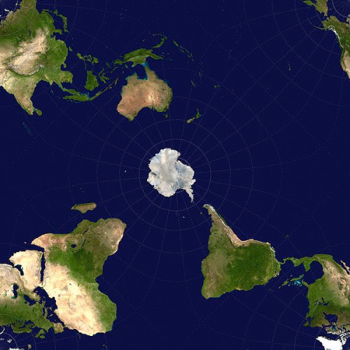 garbage-empress - mapsontheweb - Antarctic-centric world...