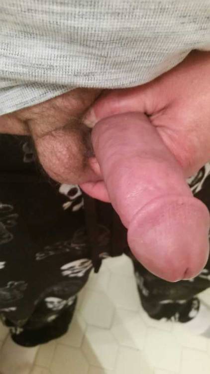 Nice submission of a big thick cumming cock! Love It!Thank you!