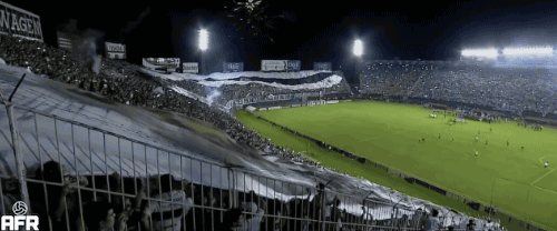 Olimpia brings out the spirit of Copa Libertadores Fireworks. Full stadium tifos. It was a night to remember in Asunción.
[[MORE]]
It was an atmosphere fully fit for a Copa Libertadores final. Paraguay’s Olimpia hosted Ronaldinho and Atlético...