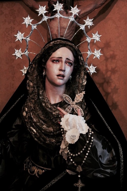 vrykolach:Weeping Mary.
