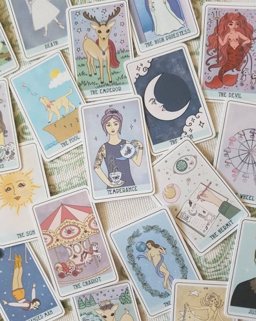 w33d-witch - Who else loves the concept of miniature tarot...