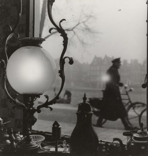 last-picture-show - Emmy Andriesse, Untitled, 1945