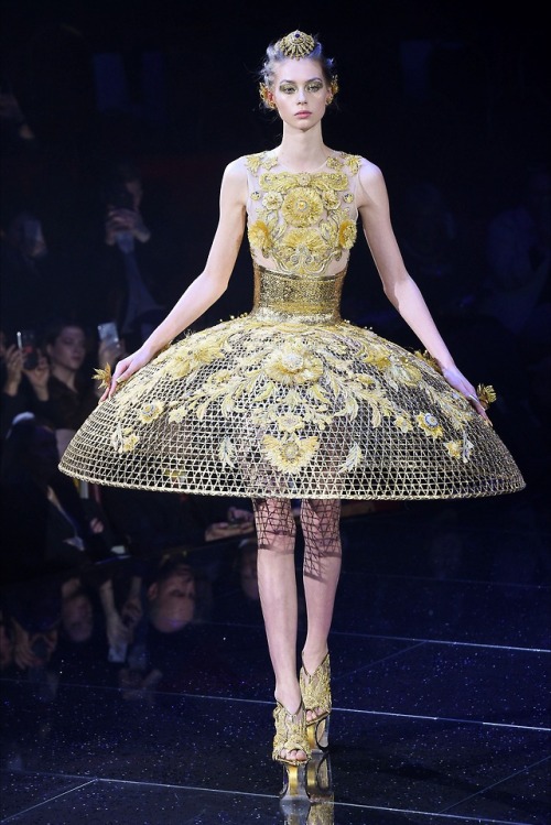 Guo Pei spring couture collection 2018
