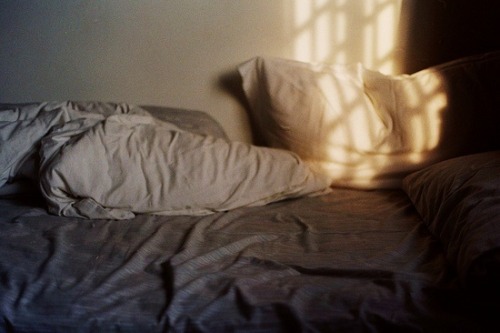 unmade bed on Tumblr
