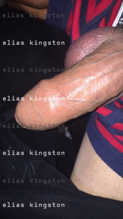 cheech85 - Elias King Onlyfans over 200 Videos and 100 pictures,...