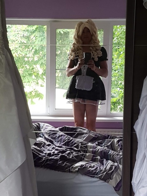 stephaniebo27 - I love being a sissy maid