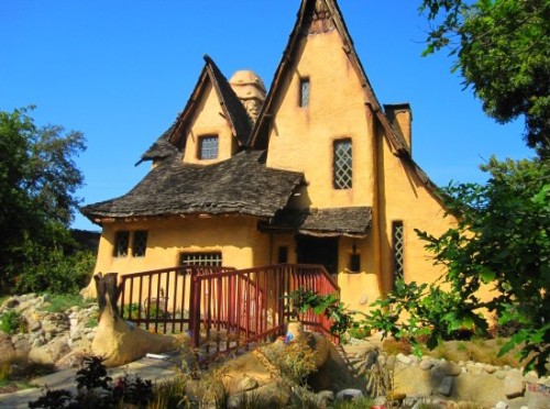 magicalhomesandstuff - The Beverly Hills (Calif.) Witch House...