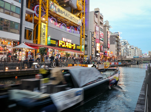 Day 10 in Japan.Still in Osaka, I went south to Dotonbori yet...