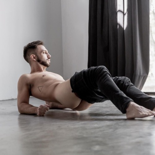 beardedfuckingman - Visit and Get male sex toys at Fort Troff.