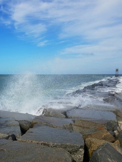 ifollowmyfeets - A little sea spray for your b-day, Nikos...