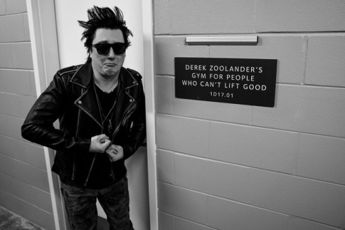 fuckyeahbrianehaner:New photo by Synyster Gates!