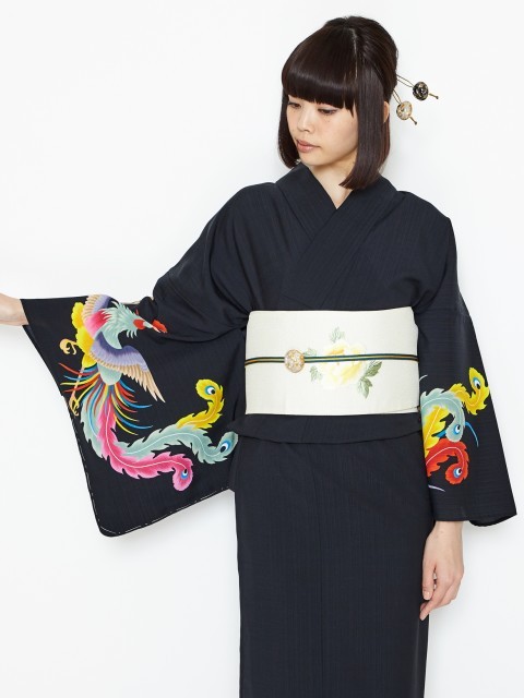 tanuki-kimono - Phoenix yukata by FurifuThe motif placement...
