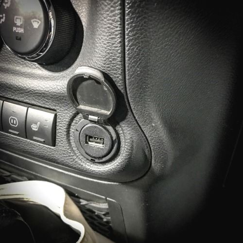 Sherry brought in her Wrangker for an audio upgrade. Pioneer NEX...
