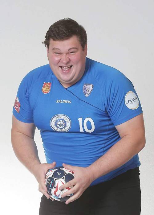 suruatgip - Gintaras Cibulskis, lithuanian handball player (1/3)...