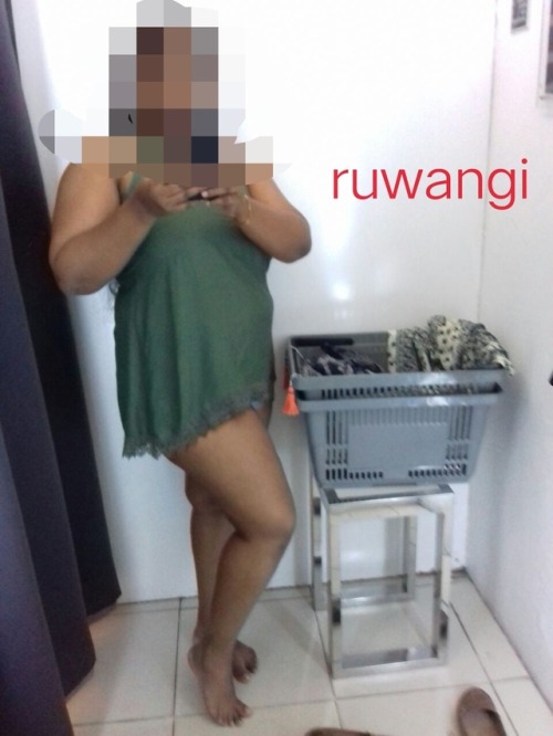 ruwangi-rangana - My wife’s fashion….හාඉ රුවන්ගි ඔයාගේ පෝන්...