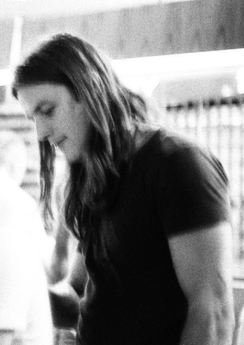 soundsof71 - more-relics - David Gilmour in Japan,1971#arms #hair...