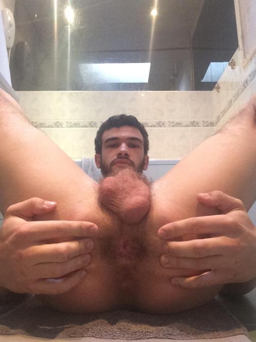 fickkolben - T13 (21) | Straight | UKMore of him here.Yummy...