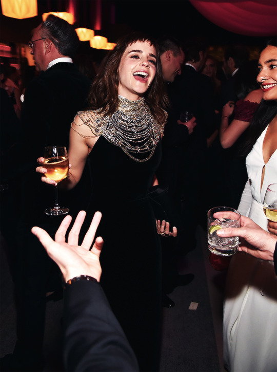 Эмма Уотсон на вечеринке после Оскара. В говно.