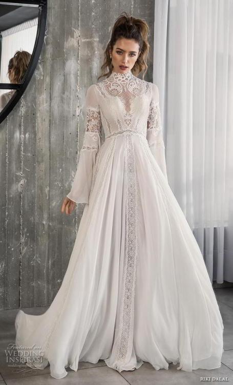 (via Riki Dalal 2018 Wedding Dresses — “Glamour” Bridal...