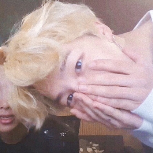 chaetenshi:blonde hair