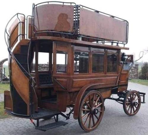 mrsgioret - steampunktendencies - Horse drawn bus from the...