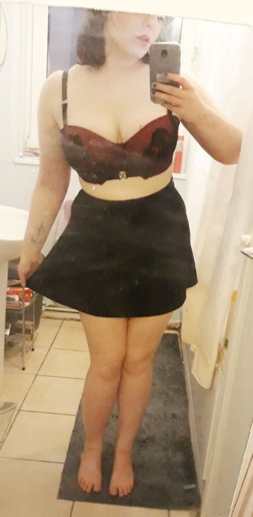 bustybutterface - I want to go on a night out wearing just this...