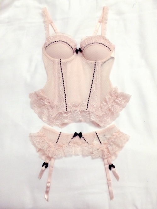 chelseapalacefk:dollyfrills:Bought some new lingerie today at...