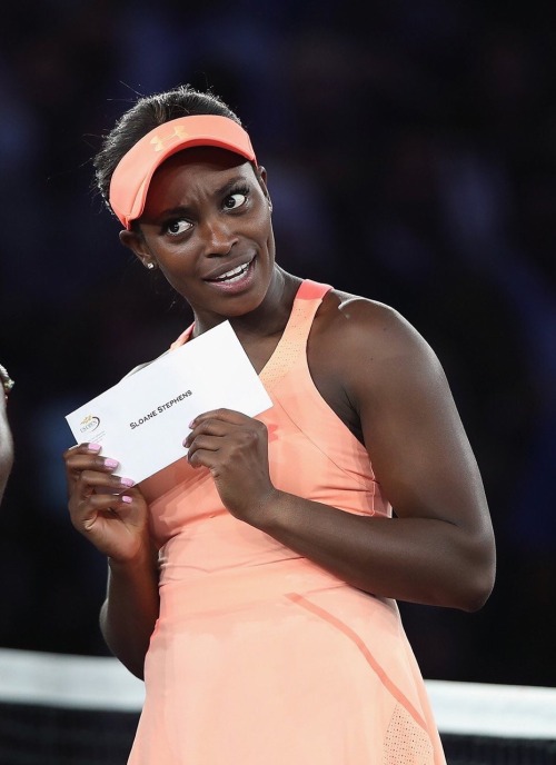 frontpagewoman - Sloane does not believe that her U.S Open check...