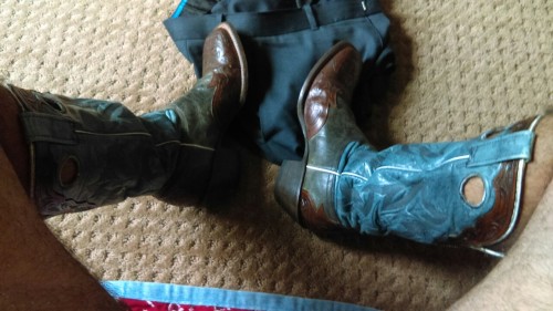 sockssox - bootsize10 - Had my Stetson boots on all day.Cool...