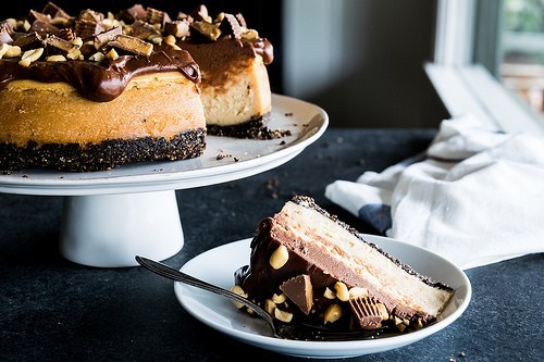foodffs - Peanut Butter CheesecakeFollow for recipesGet your...
