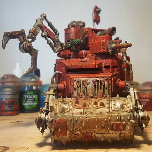 kouratdrhuii - The dusty battle wagon with death rolla of my...