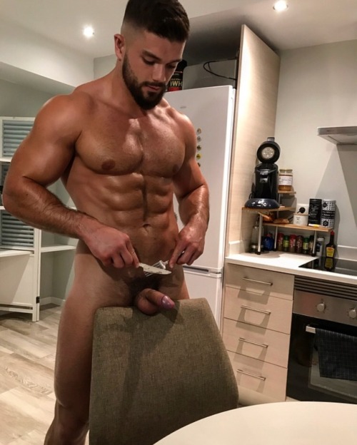 manlynudes - Fabien SassierFreeBitco.in - Sign up and win FREE...