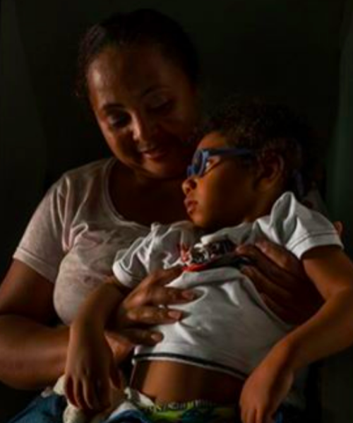 *POST ATUALIZADO EM 12/11/2017*
“O meu nome é Hilda Venâncio da Silva, sou mãe do Matheus. Nós vivemos em Recife (PE). O meu filho nasceu em novembro de 2015. Eu só descobri a microcefalia dele um pouco antes do parto. Durante todo o pré-natal, os...